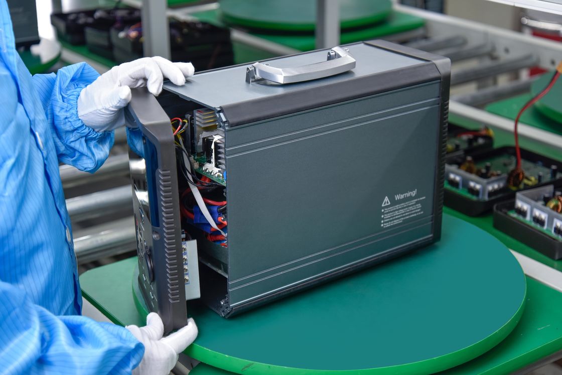 야영하기 위한 거대한 1000w Lifepo4 가지고 다닐 수 있는 동력화차 MPPT 태양발전기